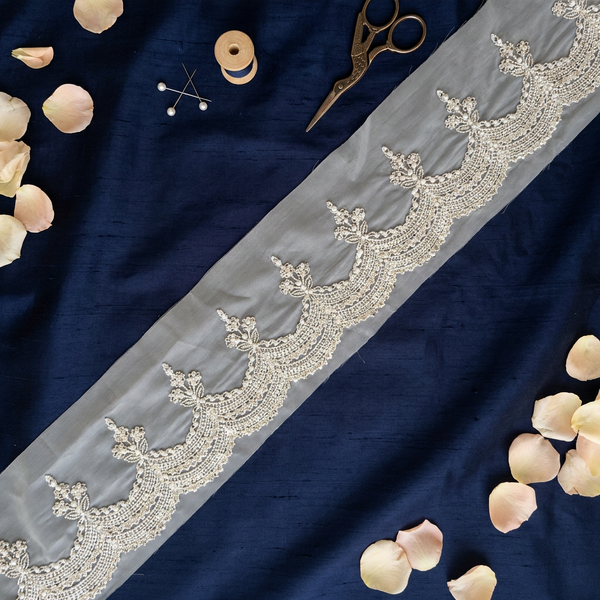 Pearl Silver Scallop Design